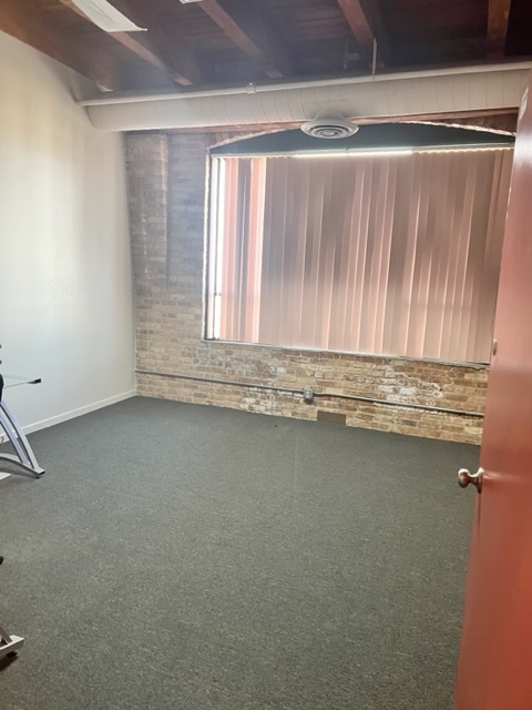 833 W CHICAGO Avenue 506