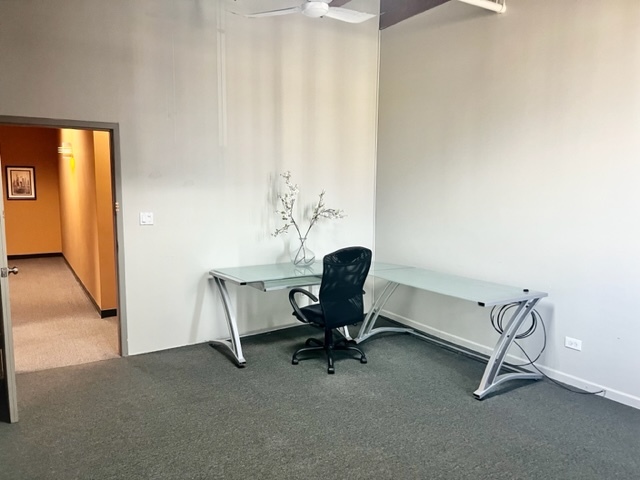 833 W CHICAGO Avenue 506