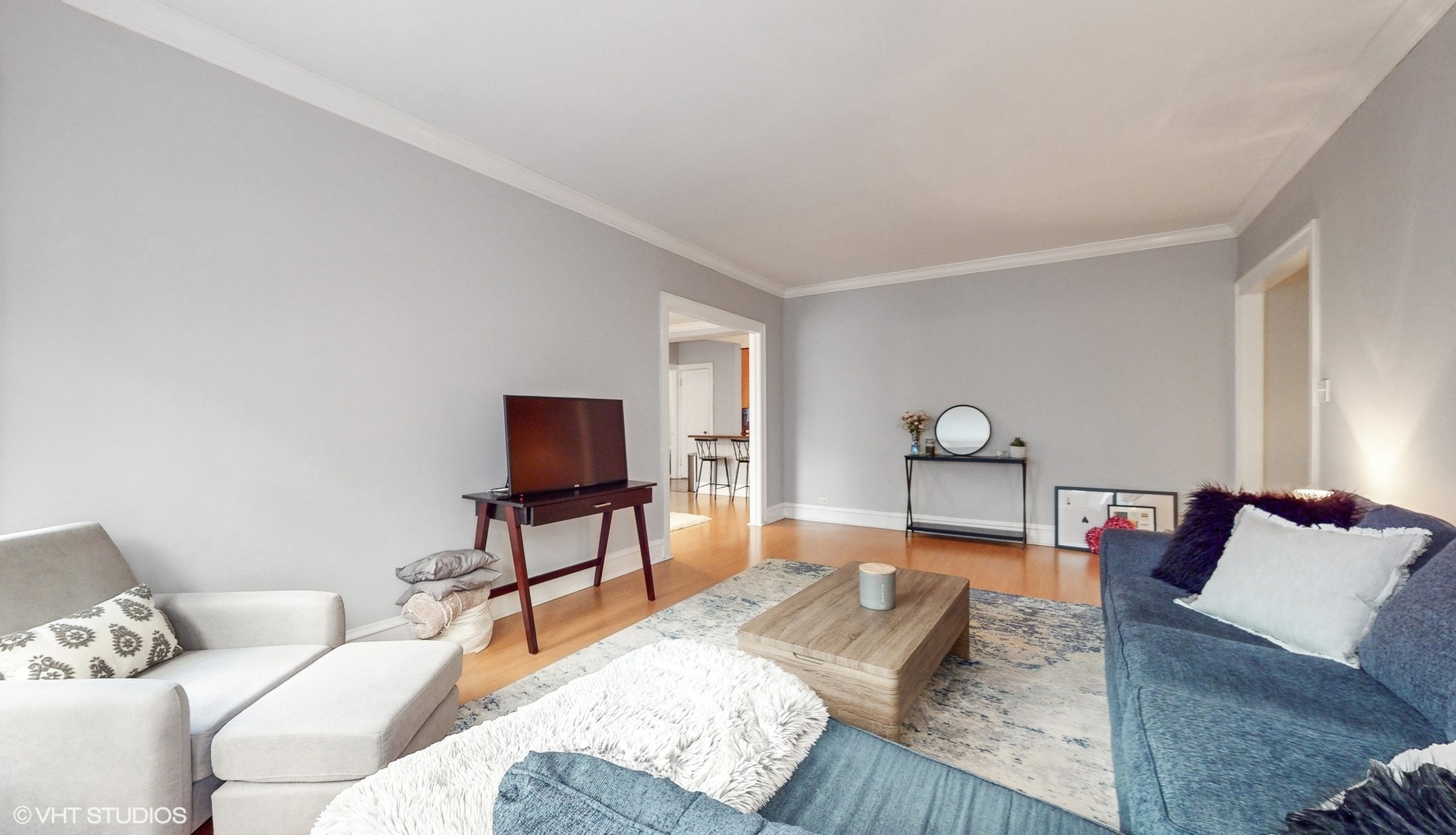 2335 N Commonwealth Avenue 2G