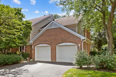 Photo of 1153 S Linneman Road #1153, Mount Prospect, IL 60056 (MLS # 12724583)