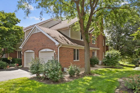 Tiny photo for 1153 S Linneman Road #1153, Mount Prospect, IL 60056 (MLS # 12724583)
