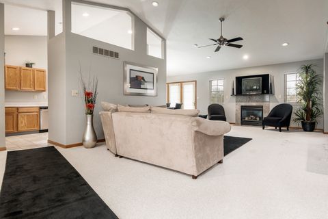 Tiny photo for 6465 Corinas Curve, Rockford, IL 61103 (MLS # 12623919)