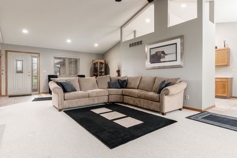 Tiny photo for 6465 Corinas Curve, Rockford, IL 61103 (MLS # 12623919)