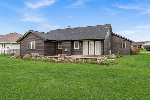 Tiny photo for 6465 Corinas Curve, Rockford, IL 61103 (MLS # 12623919)