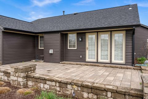 Tiny photo for 6465 Corinas Curve, Rockford, IL 61103 (MLS # 12623919)