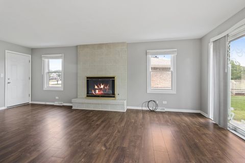 Tiny photo for 951 Dearborn Circle, Carol Stream, IL 60188 (MLS # 12460101)