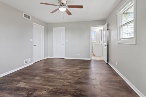 Tiny photo for 951 Dearborn Circle, Carol Stream, IL 60188 (MLS # 12460101)