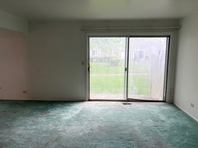 842 GREENBRIAR Lane