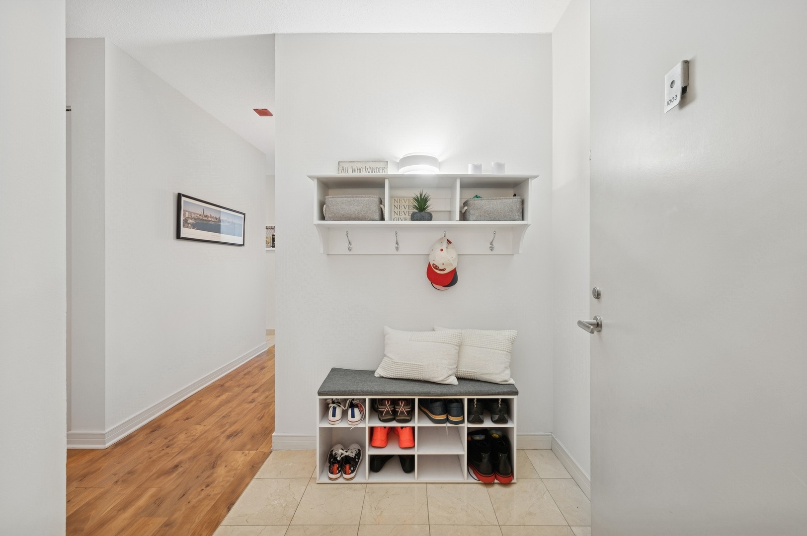 512 N MCCLURG Court 1003