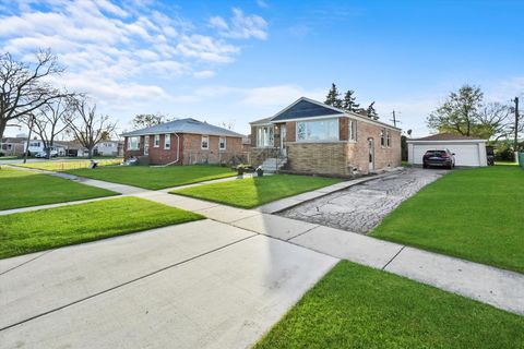 A home in Schiller Park