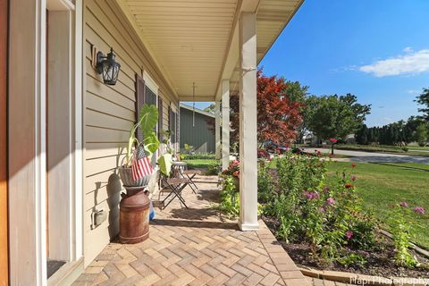 A home in Elk Grove Village