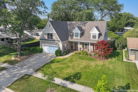 A home in Elk Grove Village