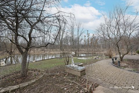 Tiny photo for 1191 Hunters Lane, Libertyville, IL 60048 (MLS # 12598201)