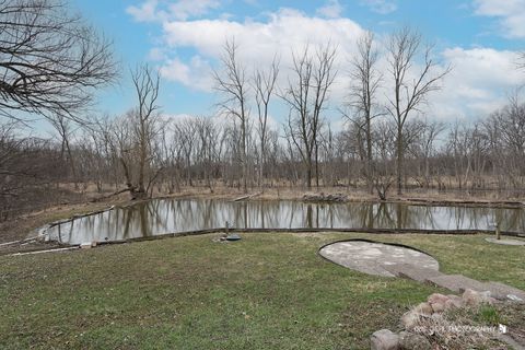 Tiny photo for 1191 Hunters Lane, Libertyville, IL 60048 (MLS # 12598201)