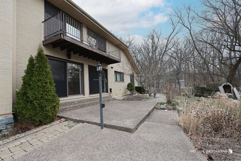 Tiny photo for 1191 Hunters Lane, Libertyville, IL 60048 (MLS # 12598201)