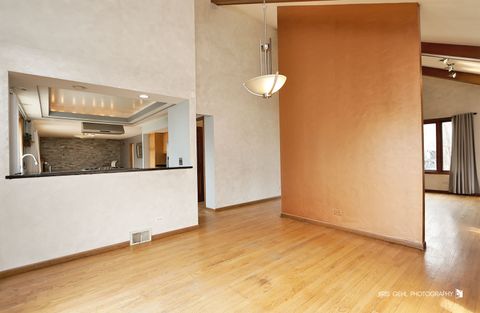 Tiny photo for 1191 Hunters Lane, Libertyville, IL 60048 (MLS # 12598201)