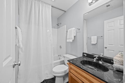 Tiny photo for 1249 N Bosworth Avenue #1N, Chicago, IL 60642 (MLS # 12726652)