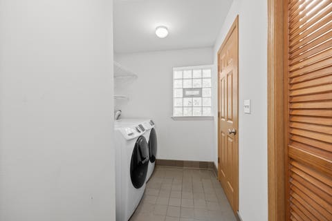 Tiny photo for 1249 N Bosworth Avenue #1N, Chicago, IL 60642 (MLS # 12726652)