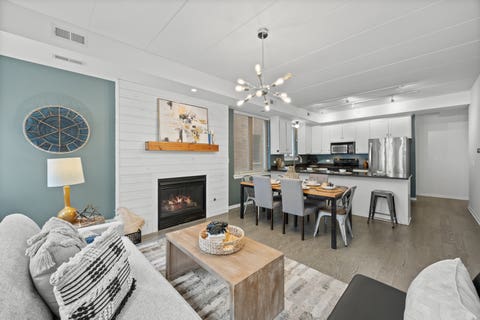Tiny photo for 1249 N Bosworth Avenue #1N, Chicago, IL 60642 (MLS # 12726652)