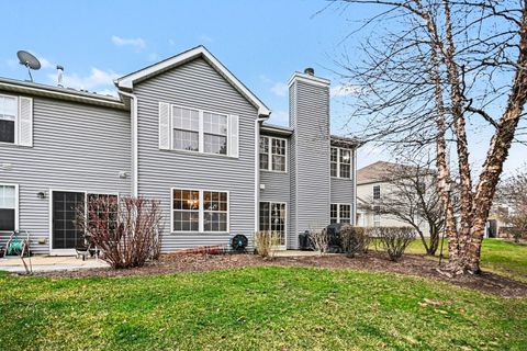 Tiny photo for 526 Lancaster Drive, Pingree Grove, IL 60140 (MLS # 12602606)