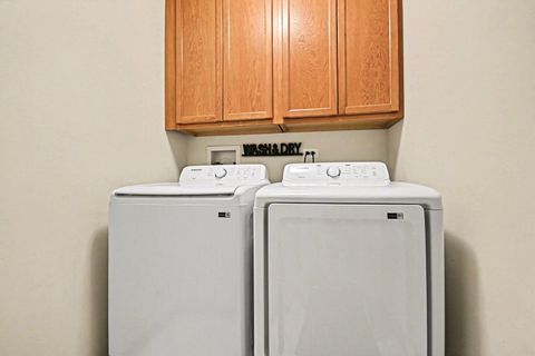 Tiny photo for 526 Lancaster Drive, Pingree Grove, IL 60140 (MLS # 12602606)