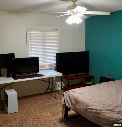 Tiny photo for 15316 Lake Point Dr Drive, Benton, IL 62812 (MLS # EB459715)