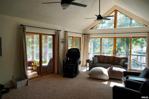 Tiny photo for 15316 Lake Point Dr Drive, Benton, IL 62812 (MLS # EB459715)