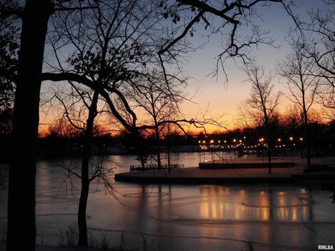 Tiny photo for 15316 Lake Point Dr Drive, Benton, IL 62812 (MLS # EB459715)