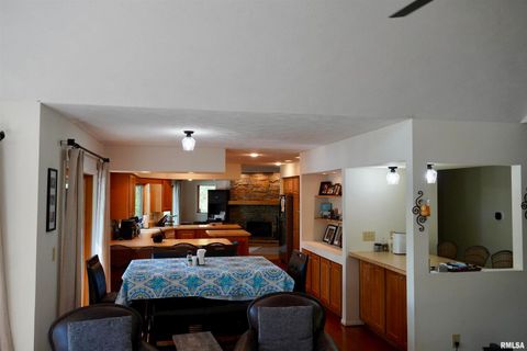 Tiny photo for 15316 Lake Point Dr Drive, Benton, IL 62812 (MLS # EB459715)