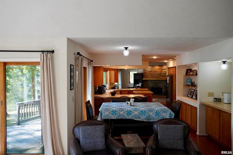 Tiny photo for 15316 Lake Point Dr Drive, Benton, IL 62812 (MLS # EB459715)