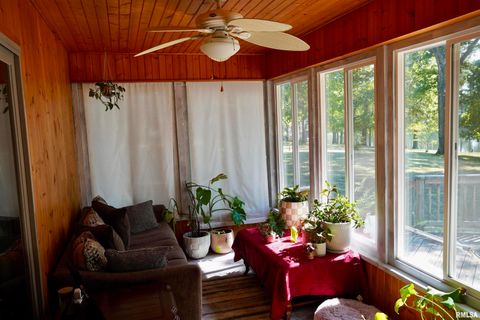 Tiny photo for 15316 Lake Point Dr Drive, Benton, IL 62812 (MLS # EB459715)