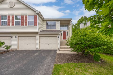 Photo of 74 Seton Creek Drive, Oswego, IL 60543 (MLS # 12654541)