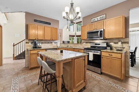 Tiny photo for 1611 Grove Court, Lockport, IL 60441 (MLS # 12612095)