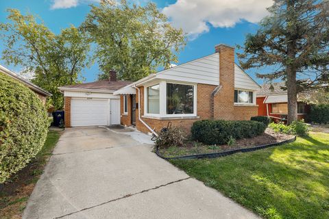 A home in Evergreen Park