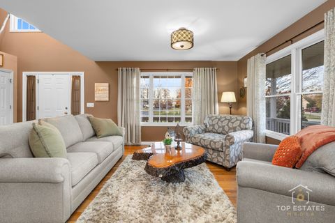 Tiny photo for 2303 Fox Bluff Lane, Spring Grove, IL 60081 (MLS # 12526999)