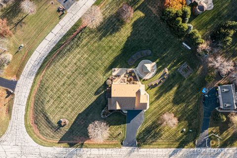 Tiny photo for 2303 Fox Bluff Lane, Spring Grove, IL 60081 (MLS # 12526999)