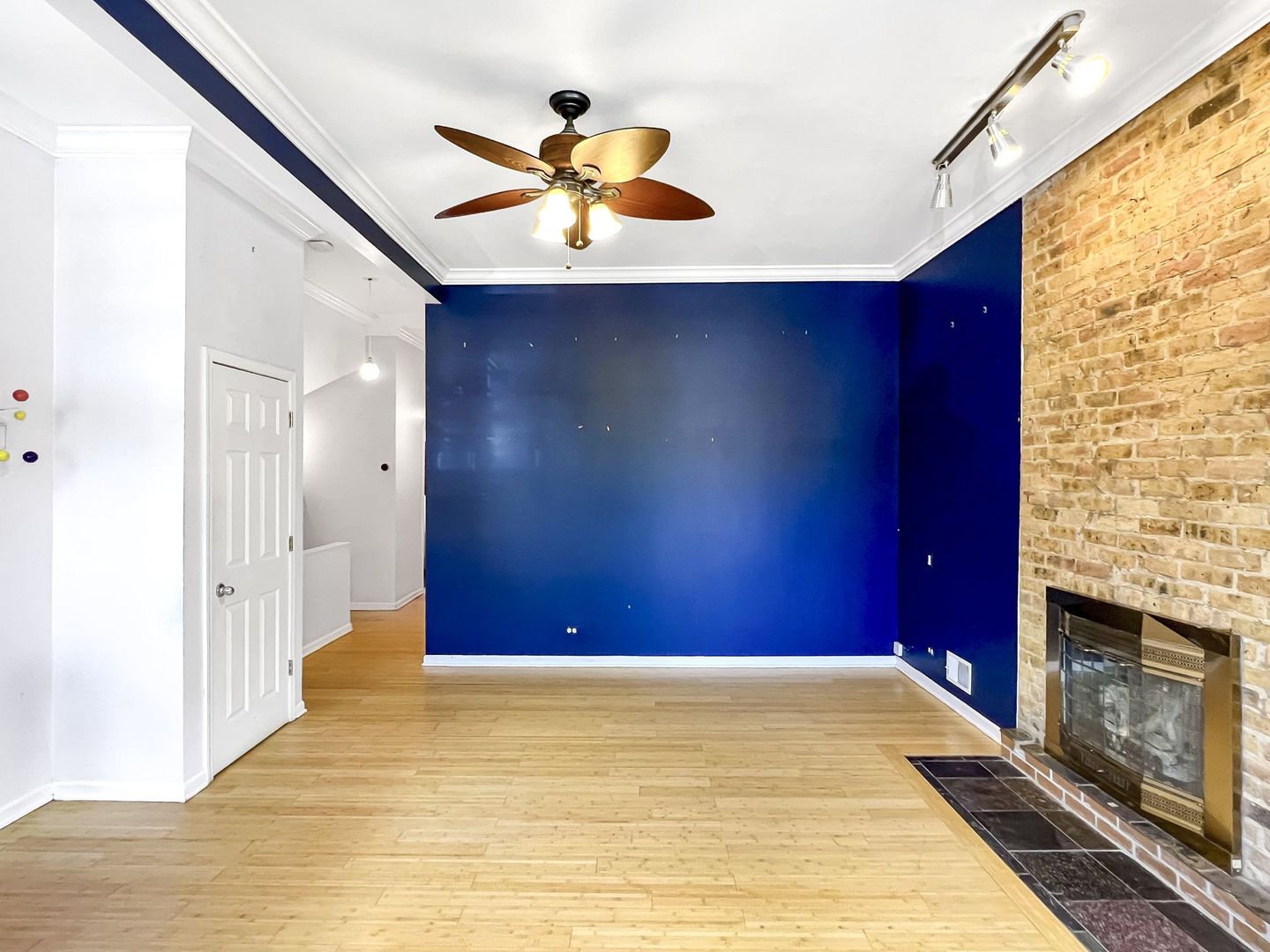 2649 W Evergreen Avenue 1