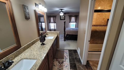 Tiny photo for 1901 Pastoral Lane, Hanover Park, IL 60133 (MLS # 12571266)