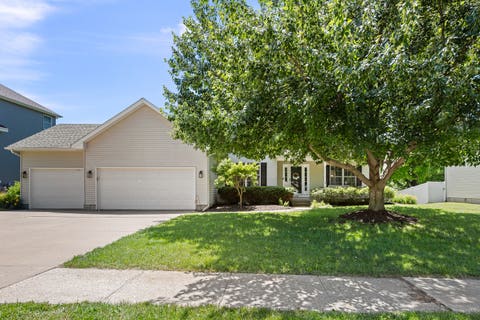 Photo of 1198 Bridgeview Place, Le Claire, IA 52753 (MLS # 12668514)
