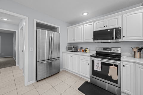 Tiny photo for 1198 Bridgeview Place, Leclaire, IA 52753 (MLS # 12668514)