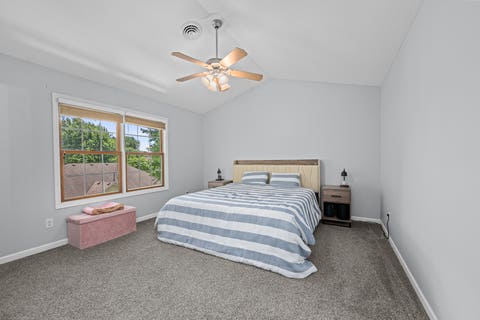 Tiny photo for 1198 Bridgeview Place, Leclaire, IA 52753 (MLS # 12668514)