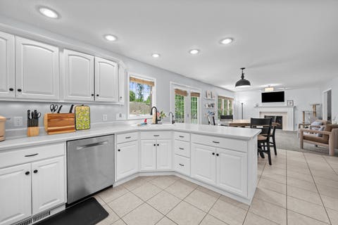 Tiny photo for 1198 Bridgeview Place, Leclaire, IA 52753 (MLS # 12668514)