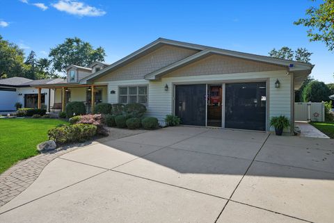Tiny photo for 130 Evergreen Drive, Frankfort, IL 60423 (MLS # 12472714)