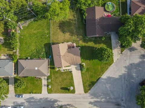 Tiny photo for 740 Burns Court, Bourbonnais, IL 60914 (MLS # 12666076)
