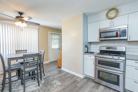 Tiny photo for 740 Burns Court, Bourbonnais, IL 60914 (MLS # 12666076)
