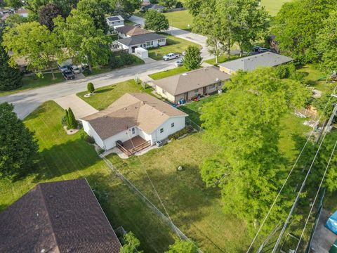 Tiny photo for 740 Burns Court, Bourbonnais, IL 60914 (MLS # 12666076)