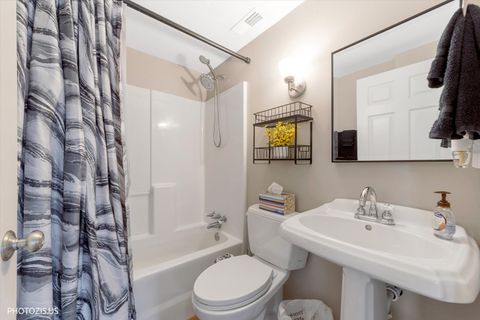 Tiny photo for 365 Lake Avenue #C, Wauconda, IL 60084 (MLS # 12585924)