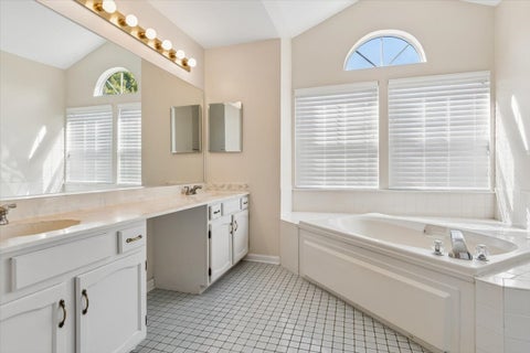 Tiny photo for 925 Brompton Circle, Bolingbrook, IL 60440 (MLS # 12772381)