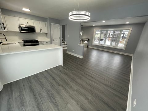 Tiny photo for 7454 160th Street, Tinley Park, IL 60477 (MLS # 12582774)