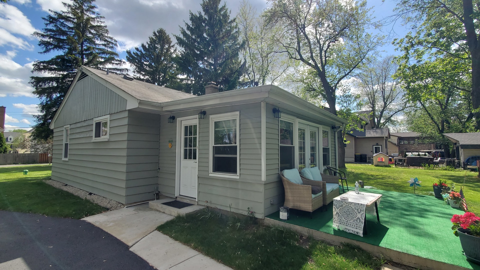224 E 58TH Place